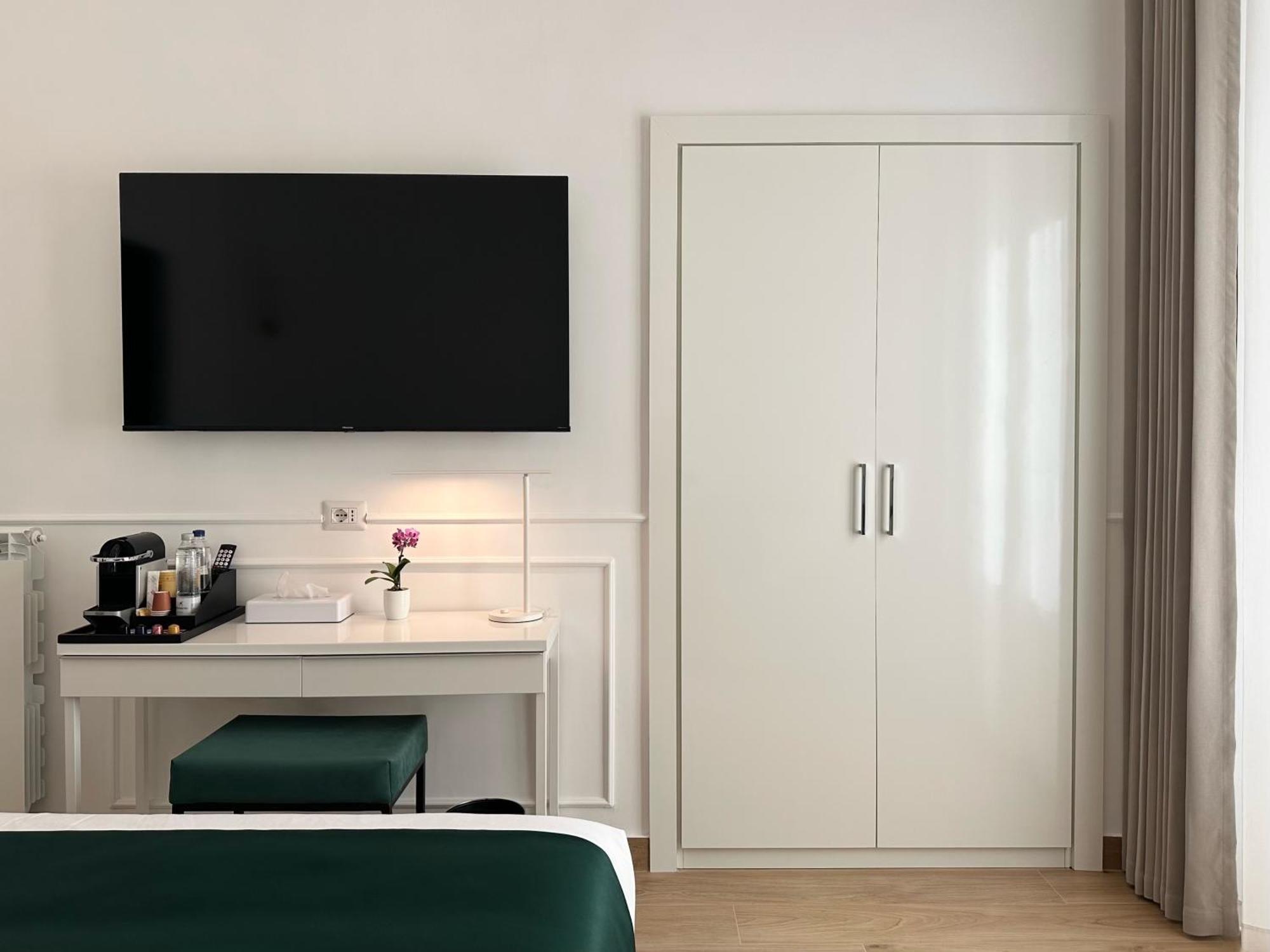Nova Luxe Hotel Róma Kültér fotó